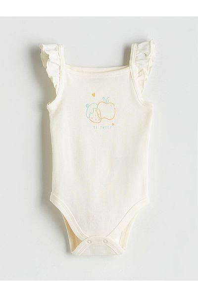 LC Waikiki Ecru Crew Neck Baby Girl Snapback Bodysuit and Shorts 2-Piece