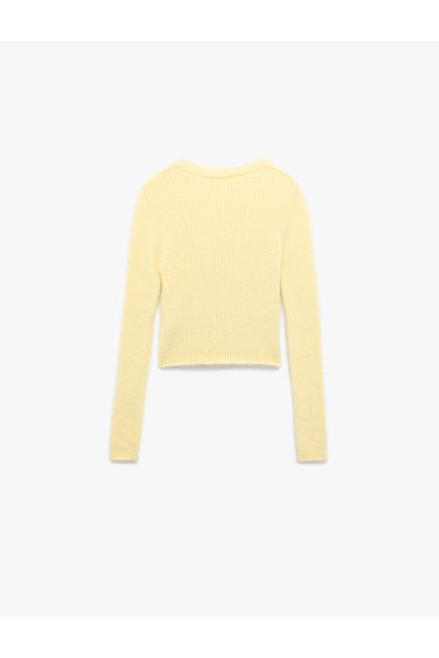 Koton Long Sleeve Crew Neck Slim Fit Textured Knitwear Crop Sweater