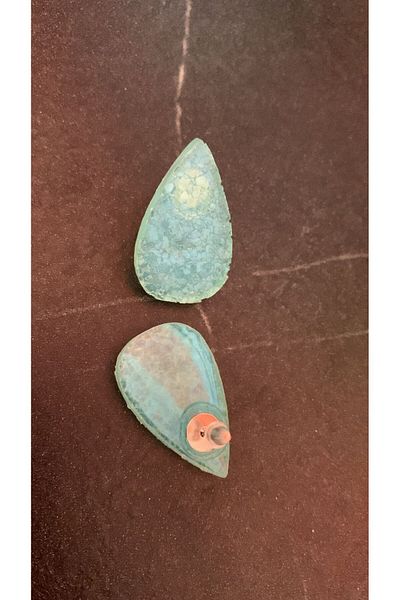 MISS GOLDEN Serrated Crystal Patterned Glossy Water Green Drop Shape Silver Accessory Medium Size Epoxy Earrings Handmade