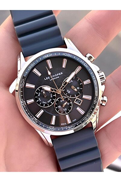 Lee Cooper Silikon Kordon İç Fonksiyonları Aktif 5 Atm Suya Dayanıklı Erkek Kol Saati ELC.08170.366