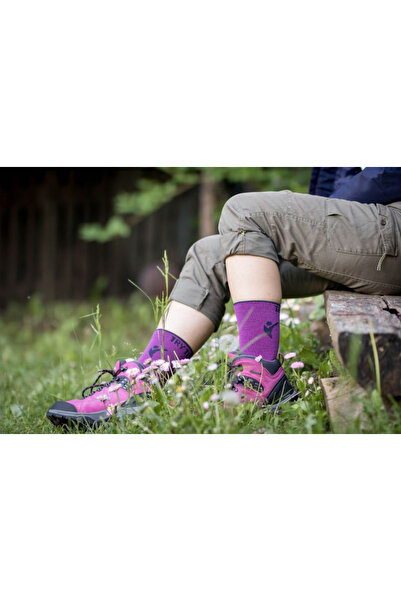 Try to Fly LIGHT HIKING SOCKS Fuchsia mountain hiking socks