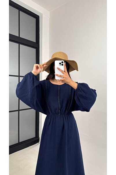 Gaus Lacivert Beli Lastikli Zımba Detaylı Sırt Bağlamalı Müslin Elbise Gaus00621