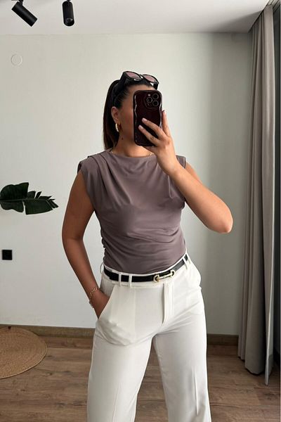 Güneş Drape Detailed Padded Blouse