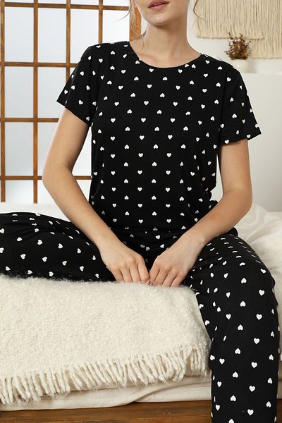 Siyah İnci Black and White Heart Pattern Viscose Knitted Pajamas Suit 7634