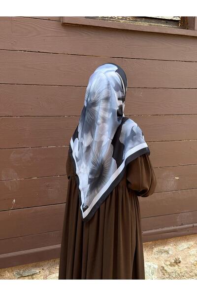 Qalortex Scarf وشاح من القطن بنمط فلورا - أسود/أنثراسيت