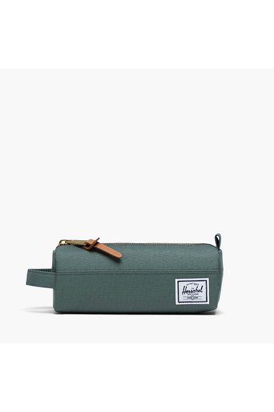Herschel Supply Co. حقيبة أقلام صلبة من شركة هيرشل سابلاي مع سحاب للإغلاق - ضمان لمدة عام واحد