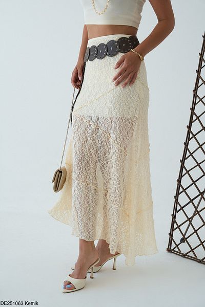 Pina Lace Maxi Skirt