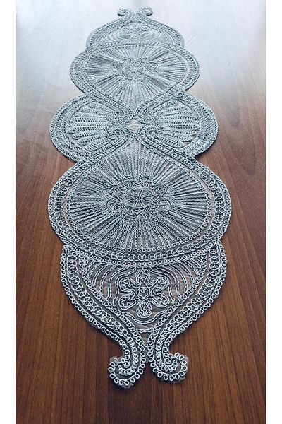 Cardea Home Collection Kordone Embroidery Souffle Runner