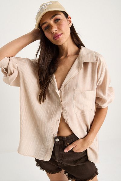 Bianco Lucci Women's Single Pocket Detailed Oversize Shirt 470 60283182