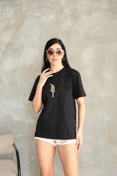 QBZ BİSİKLET YAKA TAŞLI BASKI DETAY OVERSİZE TİŞÖRT