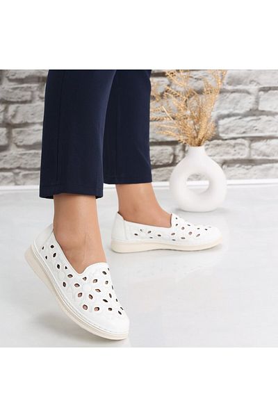 MODA STİL Women's casual shoes white made of eco-leather poilo, 37