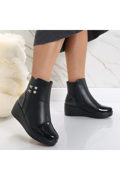 Botinelli Women's Black Fur-lined Boots Made of Genuine Leather, 39