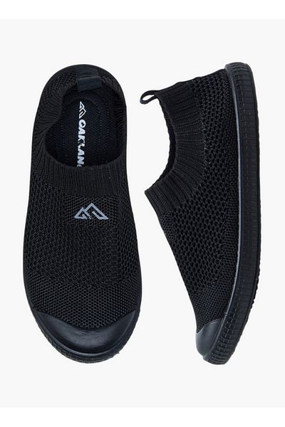 Oaklan by Shoexpress Boys Textured Slip-On Sports Shoes