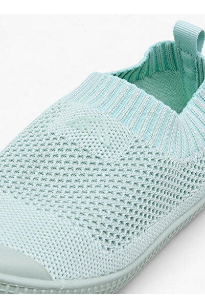 Oaklan by Shoexpress Girls Textured Slip-On Sports Shoes