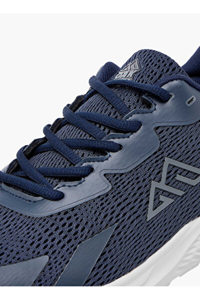 Oaklan by Shoexpress Men Textured Shoes with Lace-Up Closure