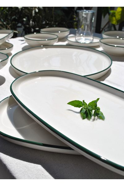 Qualitev 29 Piece Porcelain Breakfast Set Plain White Green Edge Detailed for 6 People-Monstera