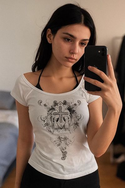 BİQ & TAQ BUTİK White Gothic Cross Wing Strap Y2K Short Sleeve Crop