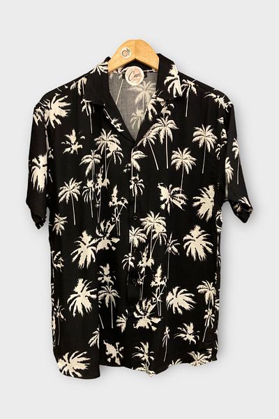 CANMODA Palm Shadow – Риза с тропически кройки в свободна кройка – Черна – TH354
