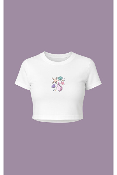 Altair Tr تي شيرت أبيض قصير من نوع Pinterest مطبوع عليه صدفة البحر