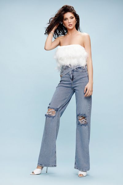 Atmosphere Fashion White corset with feathers