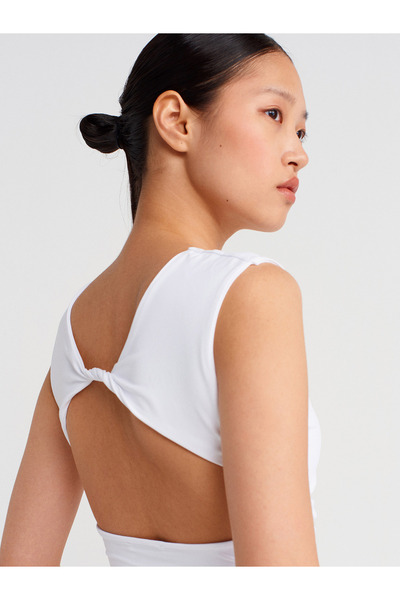 Dilvin 21132 Μπάλα με κορδόνι με ανοιχτή πλάτη-Λευκό