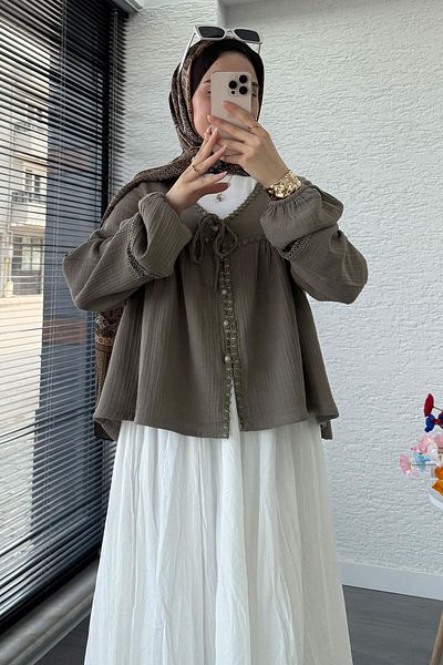 MELEK ARAZ Guipure Detailed Muslin Short Kimono – Khaki