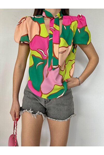 rose tml giyim بلوزة من قماش الساتان بأكمام الأميرة من جيسيكا