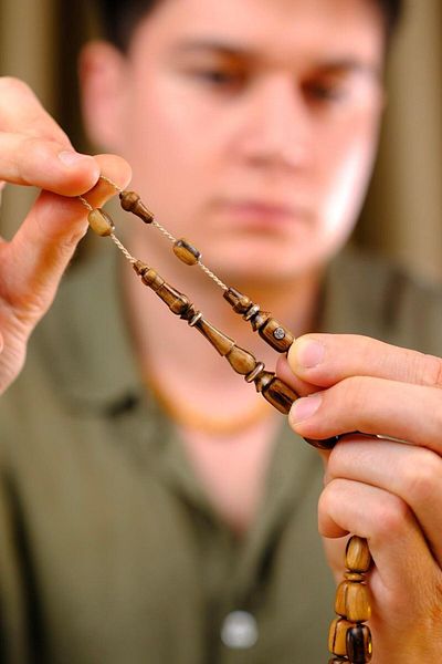 dergah tesbih Master Mücahit Şener Authentic Carving Series Capsule Cut Ed (Ud) Tree Prayer Beads