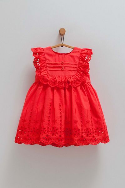 Caramell Scalloped Ruffled Sleeveless Dress