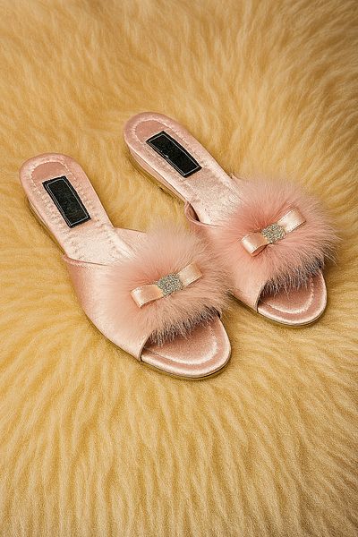 Loule Women's Clothing Feather & Stone Detailed Dowry - Gift Slippers Ll.Gc171.001