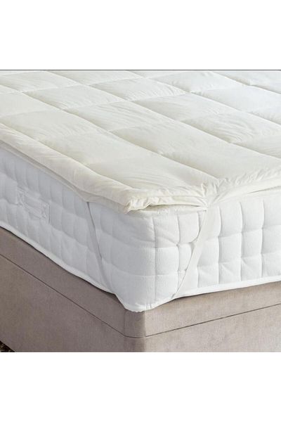 Sinada Home Single and Double Mattress Pad with Breathable Fiber Filling with 100% Cotton Fabric