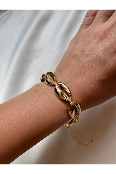 Petra Jeweils Cowrie Shell Gold Bracelet
