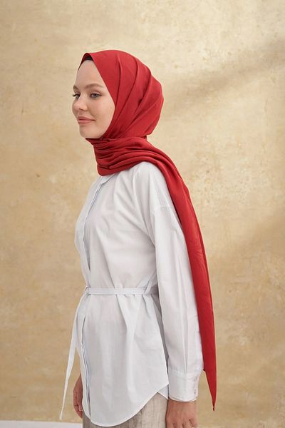 ARMANDA Red Baroque Pattern Shawl 3357