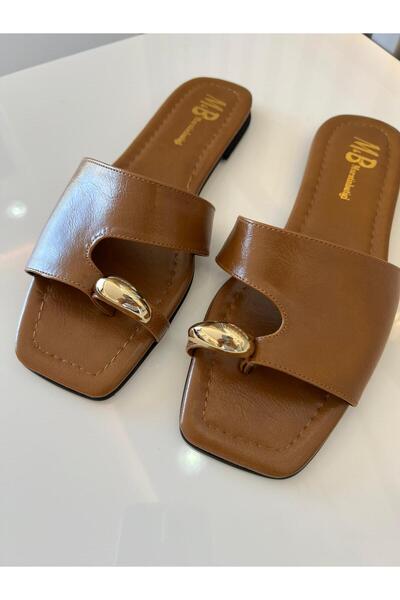 M&B büyük numara 36 ve 43 arası aksesuar detaylı pencereli kadın terlik