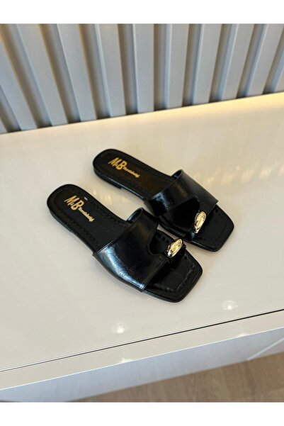 M&B büyük numara 36 ve 43 arası aksesuar detaylı pencereli kadın terlik