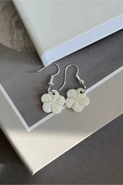 WhimsyWhite أقراط من الفولاذ على شكل صدفة بحرية طبيعية، أقراط نسائية بتصميم ز...