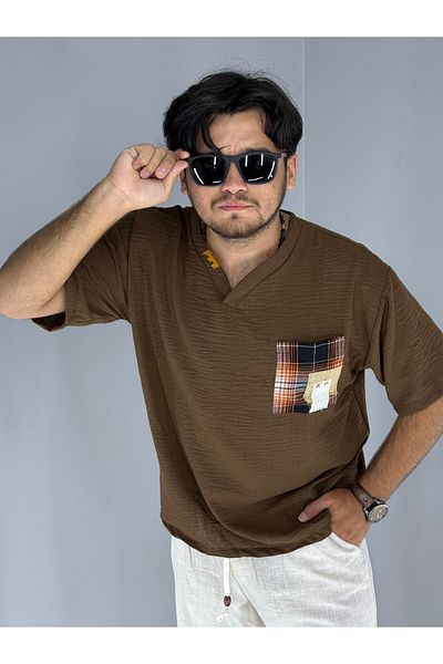 MARESHAL Handmade Collar and Straw Pocket Oversize T-Shirt (Coffee)