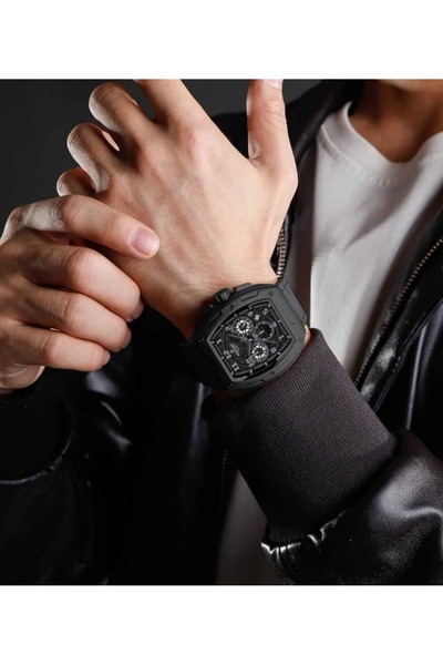 Naviforce Luxury Chronograph Wrist Watch for Men with Leather Strap Water Resistant Multi-Function Timepiece