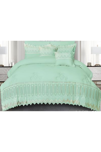 RedRosa Luxurious 8-piece microfiber lace double bedspread adds beauty to your room decor. Duvet size: 260x240cm