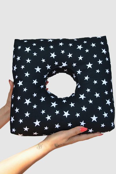 Sacce Scarves&Accessories Starry Piercing Ear Cushion Comfortable Piercing Cushion