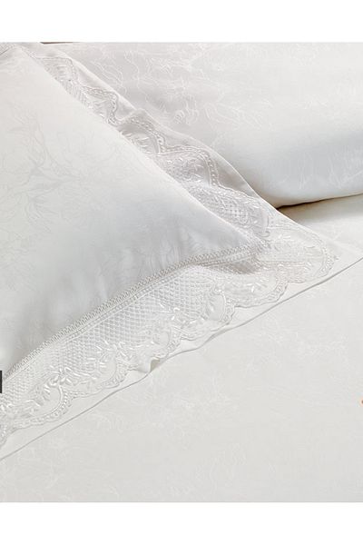 Taç Louise Flounced Pillowcase Set – Lace Laced Cotton Satin