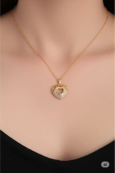 FAMEMUS ACCESSORY الصلب الذهب اللون الزركون حجر القلب نموذج خمر قلادة المرأة