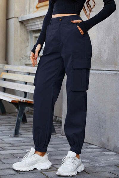 StreetWear Outlet Women's Cargo Pants with Side Pockets and High Waist