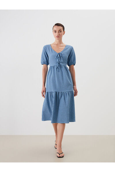 LC Waikiki Rochie în carouri cu guler legat Özmarka, din noua colecție