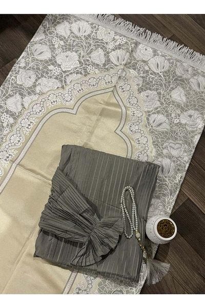 Other Women's Prayer Rug with Cover