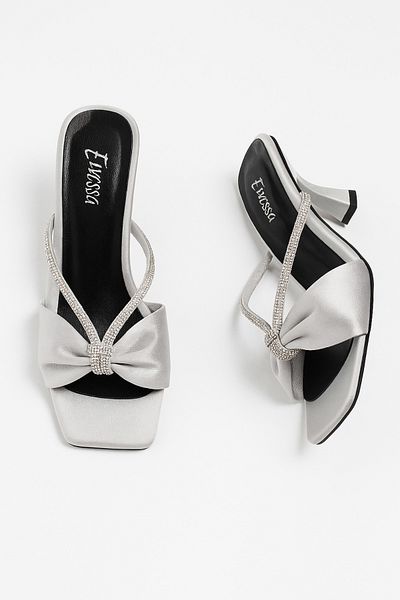 Elvessa Silver Satin Shiny Stone Detailed 5 cm Thin Heeled Slippers Stylish Day and Night Invitation Evening Dress Shoes