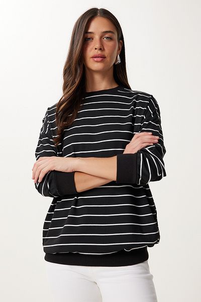 Happiness İstanbul Women's Black White Striped Oversize Knitted Sweatshirt Zv00339