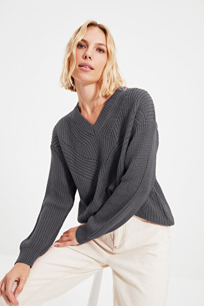 Trendyol Collection Anthracite Openwork/Perforated V-Neck Knitwear Sweater Twoaw21Kz0690