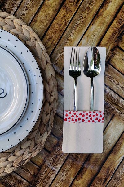 Emtory Home 6 Pieces Linen Spoon Holder with Heart Stripes Service Presentation