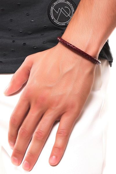 LABALABA Men's Burgundy Color Knitted Bracelet
